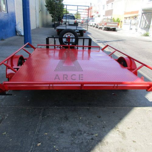 Plataforma ligera con rampas movibles