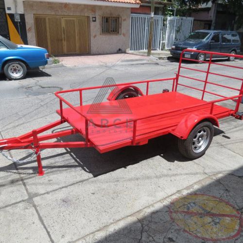 Remolque tipo plataforma para cuatrimoto con barandal de tubular