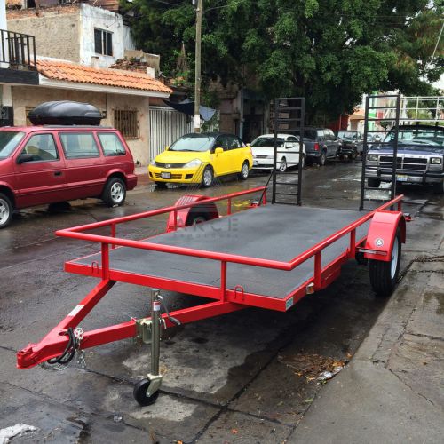 Remolque tipo plataforma para transportar carros o camionetas